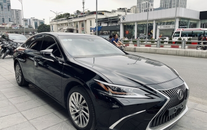 Lexus ES 250 2021