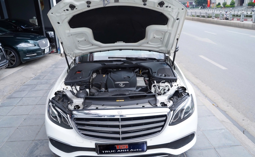 Mercedes Benz E class E200 2016 Mới Chạy 3v km