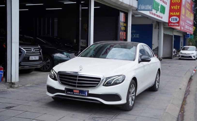 Mercedes Benz E class E200 2016 Mới Chạy 3v km