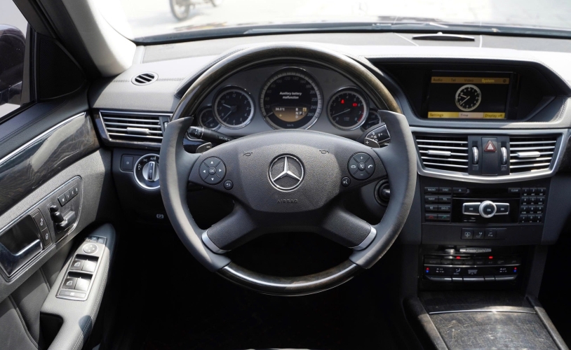 Mercedes Benz E class E300 2012!