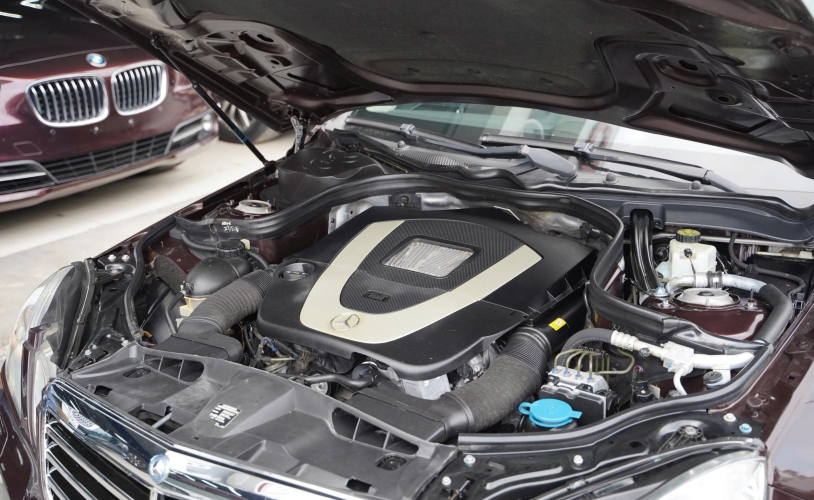 Mercedes Benz E class E300 2012!