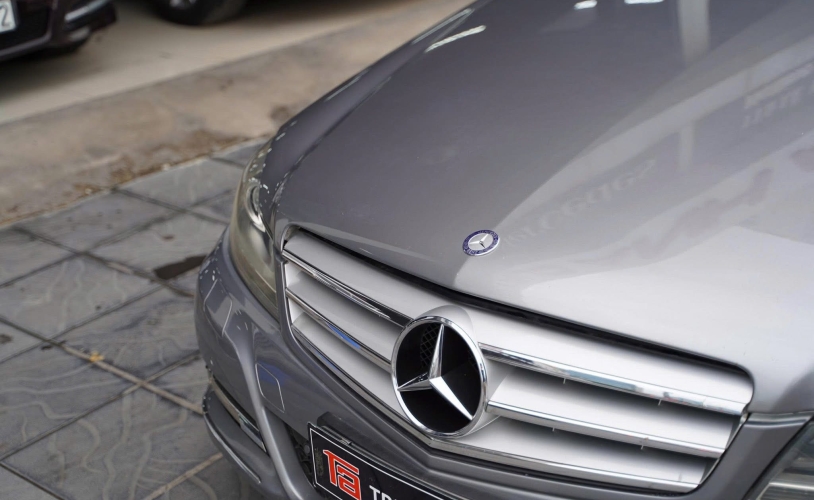 Mercedes Benz C class C200 2011! 