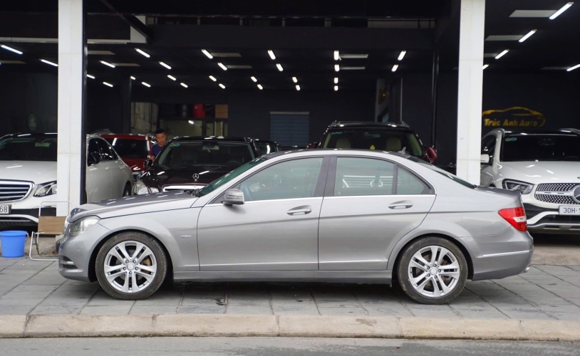 Mercedes Benz C class C200 2011! 