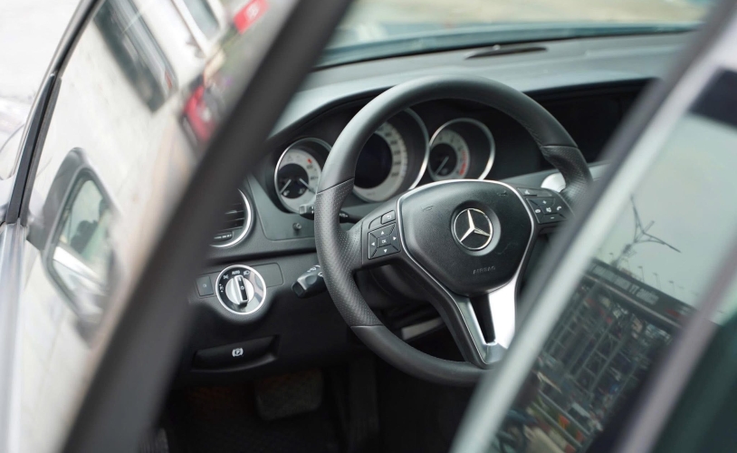 Mercedes Benz C class C200 2011! 