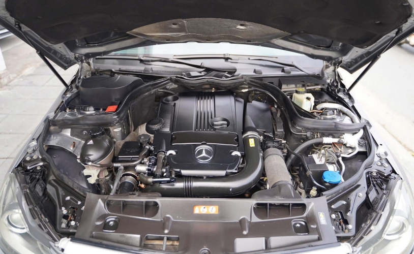 Mercedes Benz C class C200 2011! 