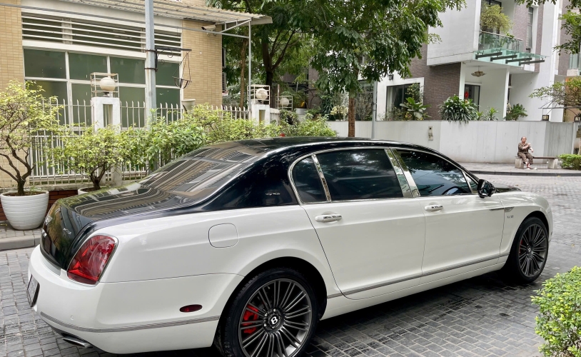 Bentley Flying Spur Speed 2011