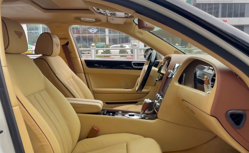 Bentley Flying Spur Speed 2011