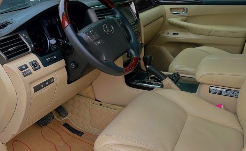 Lexus LX 570 2010