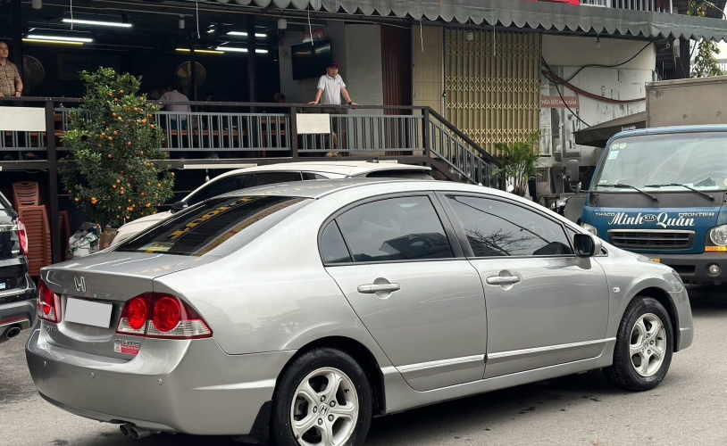 Honda Civic 1.8 AT 2009